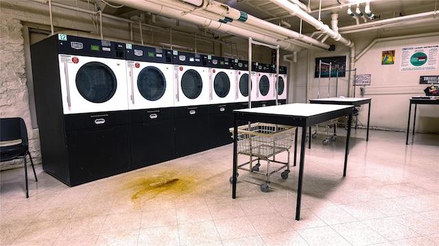 445 Gramatan Ave Unit Hc2, Mount Vernon, NY 10552 - interior space featuring washing machine and clothes dryer