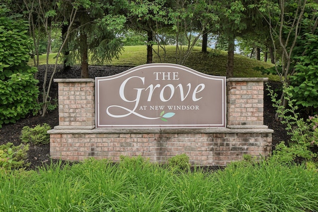2602 Hawthorn Way, New Windsor, NY 12553 - view of community sign