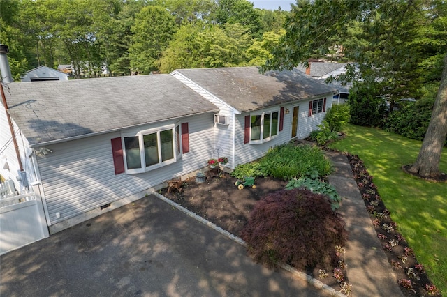 805 Canal Rd, Mount Sinai, NY 11766 - ranch-style home featuring a front lawn, crawl space, and a shingled roof