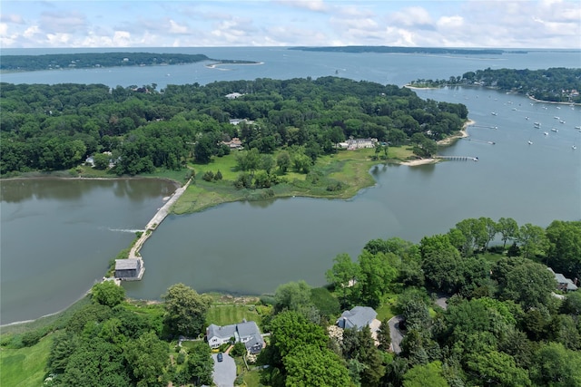 8 Pippin Ln, Lloyd Harbor, NY 11743 - aerial overview of property's location featuring a nearby body of water