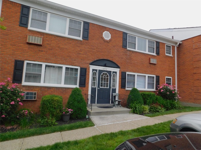 1879 Crompond Rd Unit # D15, Peekskill, NY 10566 - multi unit property with brick siding
