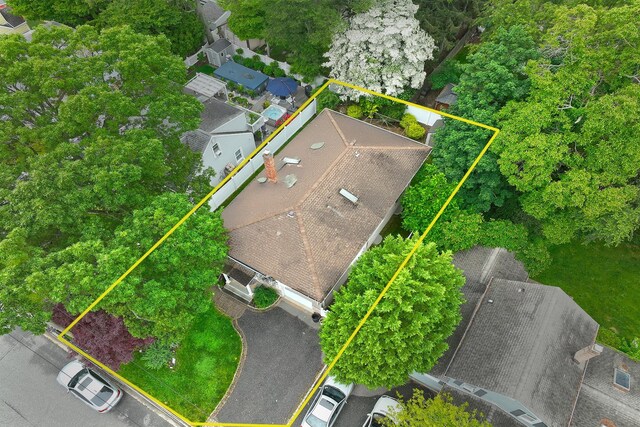 36 Dawes Ave, Syosset, NY 11791 - aerial view of property's location featuring property boundaries highlighted