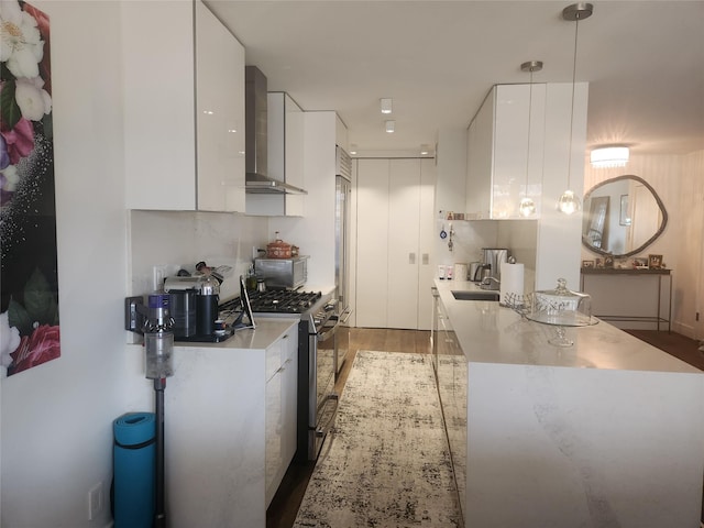 18-05 215th St Unit 2G, Bayside, NY 11360 - kitchen with wall chimney range hood, gas range, and modern cabinets