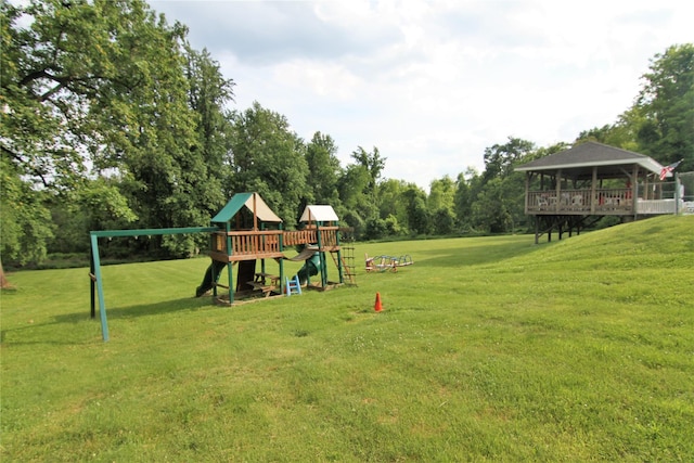 191 Sylvan Lake Rd Unit 1, Hopewell Junction, NY 12533 - view of green lawn with a gazebo