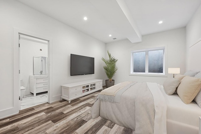 10 Broadwood Ct, Wainscott, NY 11975 - bedroom featuring recessed lighting, connected bathroom, and wood finished floors