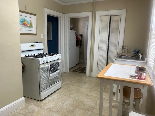 1059 Tulip Ave, Franklin Square, NY 11010 - photo 7