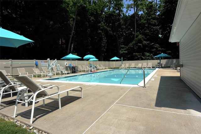129-1 S Highland Ave Unit B6, Ossining, NY 10562 - community pool with a patio area