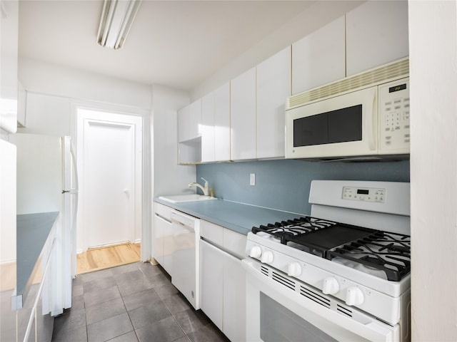 20 Hillpark Unit 1G, Great Neck, NY 11021 - photo 25