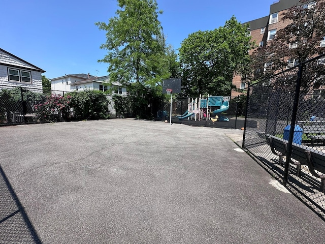 209-15 18th Ave Unit 2A, Bayside, NY 11360 - view of sport court