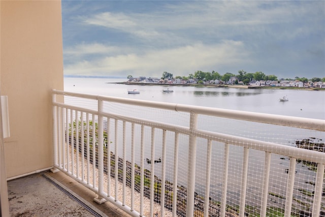 600 Clarence Ave Unit 2H, Bronx, NY 10465 - balcony with a water view
