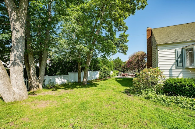 805 Arlington Rd, West Babylon, NY 11704 - view of yard