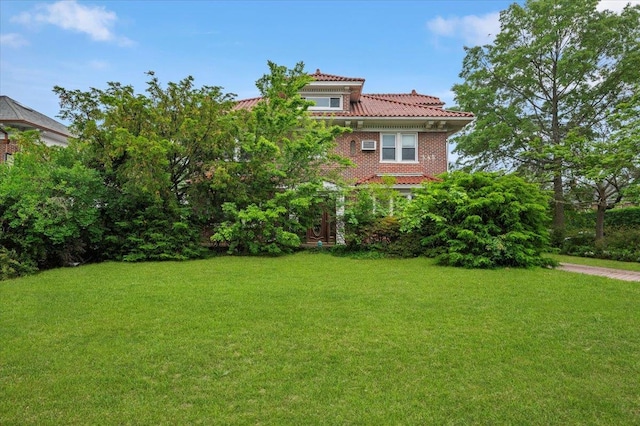 345 Broadway, Lawrence, NY 11559 - view of green lawn