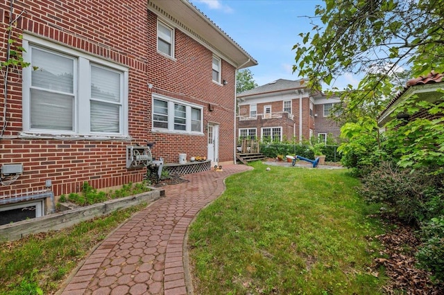345 Broadway, Lawrence, NY 11559 - view of grassy yard