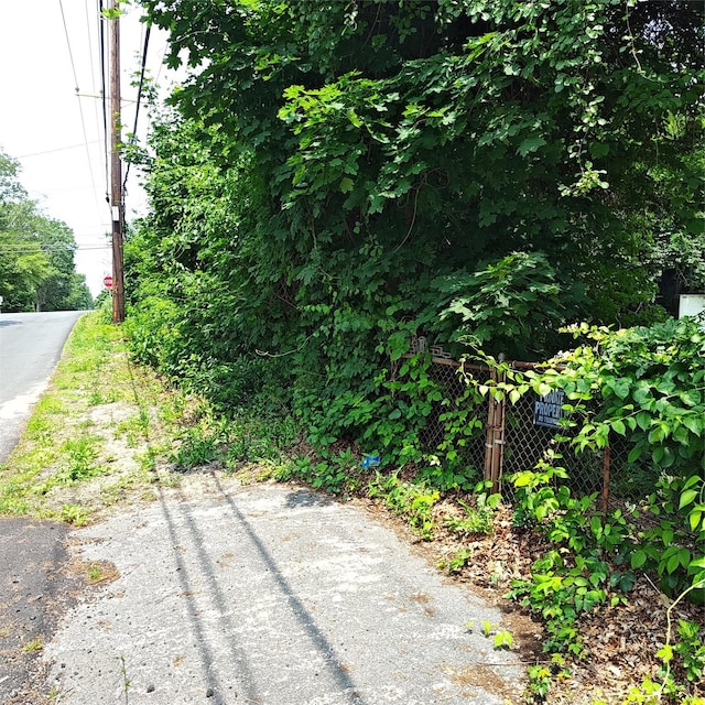 105 Gray Ave, Medford, NY 11763 - photo 5