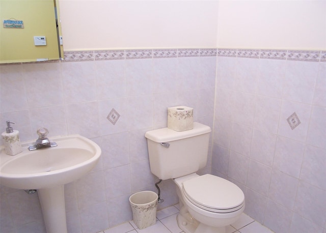 8 Long House Way, Commack, NY 11725 - half bathroom featuring tile walls and a wainscoted wall