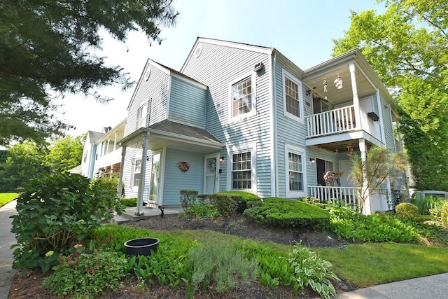 310 Fairview Cir, Middle Island, NY 11953 - view of front of property with a balcony