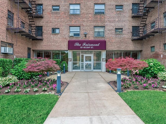 87-50 204th St Unit B46, Hollis, NY 11423 - view of building exterior