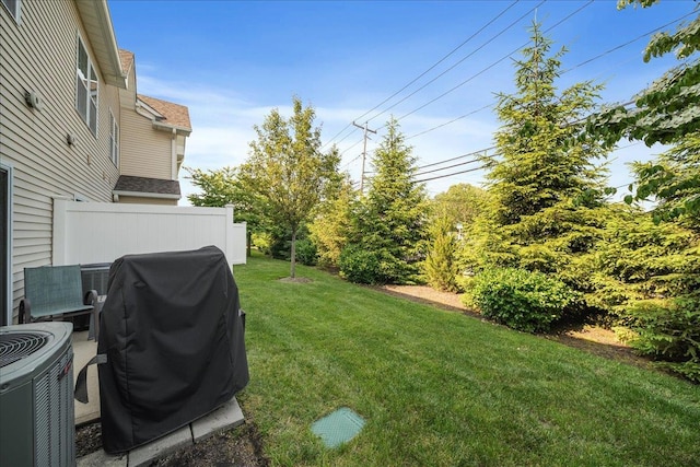 105 Captain S Way, Copiague, NY 11726 - view of green lawn