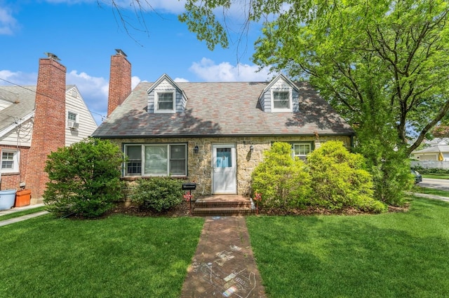 71 Floral Blvd, Floral Park, NY 11001 - photo 1