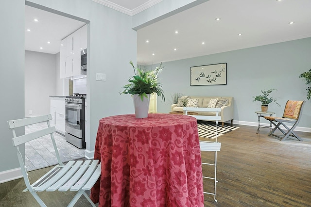 13 Darian Ct Unit 2B, Pomona, NY 10970 - dining area with wood finished floors, crown molding, and recessed lighting