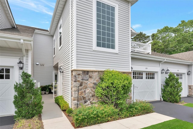 89 Lakeside Ct, Shirley, NY 11967 - photo 1