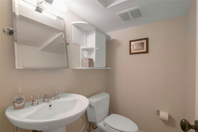 50 Overlook Dr, Chappaqua, NY 10514 - half bath with a sink and toilet