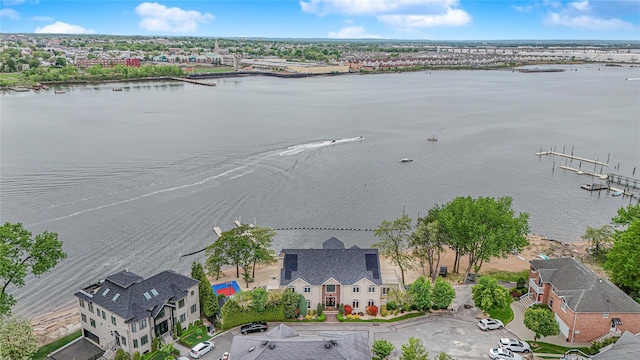 30 Aviva Ct, Staten Island, NY 10307 - aerial view of a large body of water