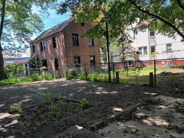 4118 Hill Ave, Bronx, NY 10466 - view of home's exterior with brick siding