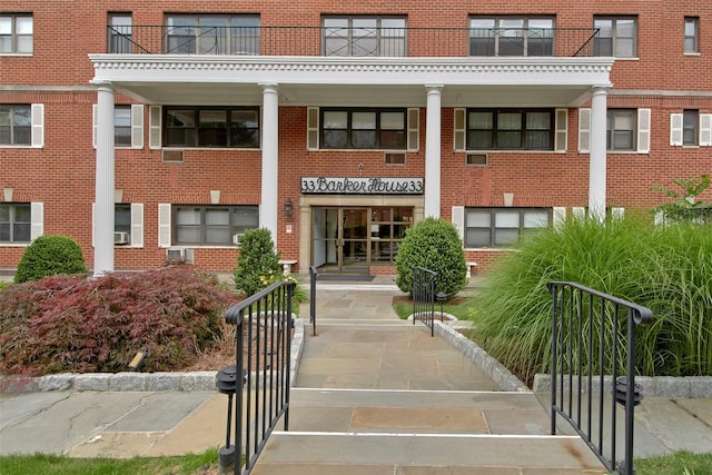 33 Barker Ave Unit 6K, White Plains, NY 10601 - view of apartment building / complex