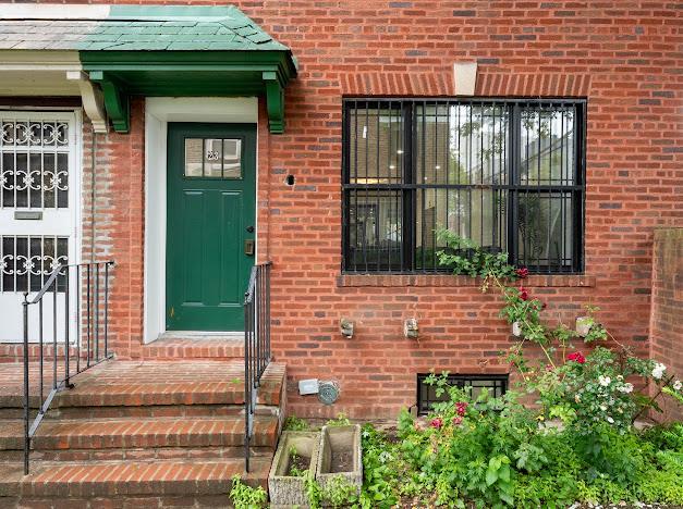23 Palm Ct, Brooklyn, NY 11225 - photo 22