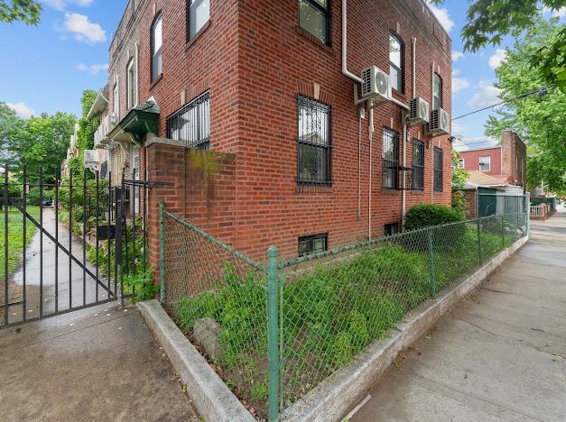 23 Palm Ct, Brooklyn, NY 11225 - photo 24
