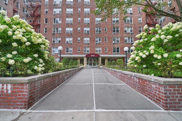 1 Sadore Ln Unit 7O, Yonkers, NY 10710 - view of community