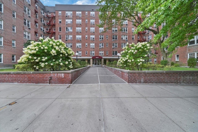 1 Sadore Ln Unit 7O, Yonkers, NY 10710 - view of apartment building / complex