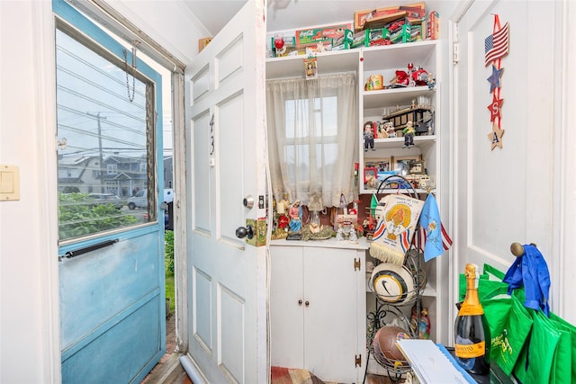 43 Westbury Ave, Mineola, NY 11501 - view of entryway