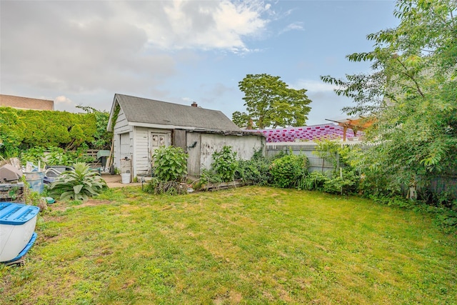 43 Westbury Ave, Mineola, NY 11501 - view of yard featuring an outdoor structure