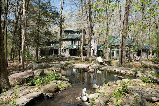 15 Cox Dr, Warwick, NY 10950 - view of front facade featuring a metal roof