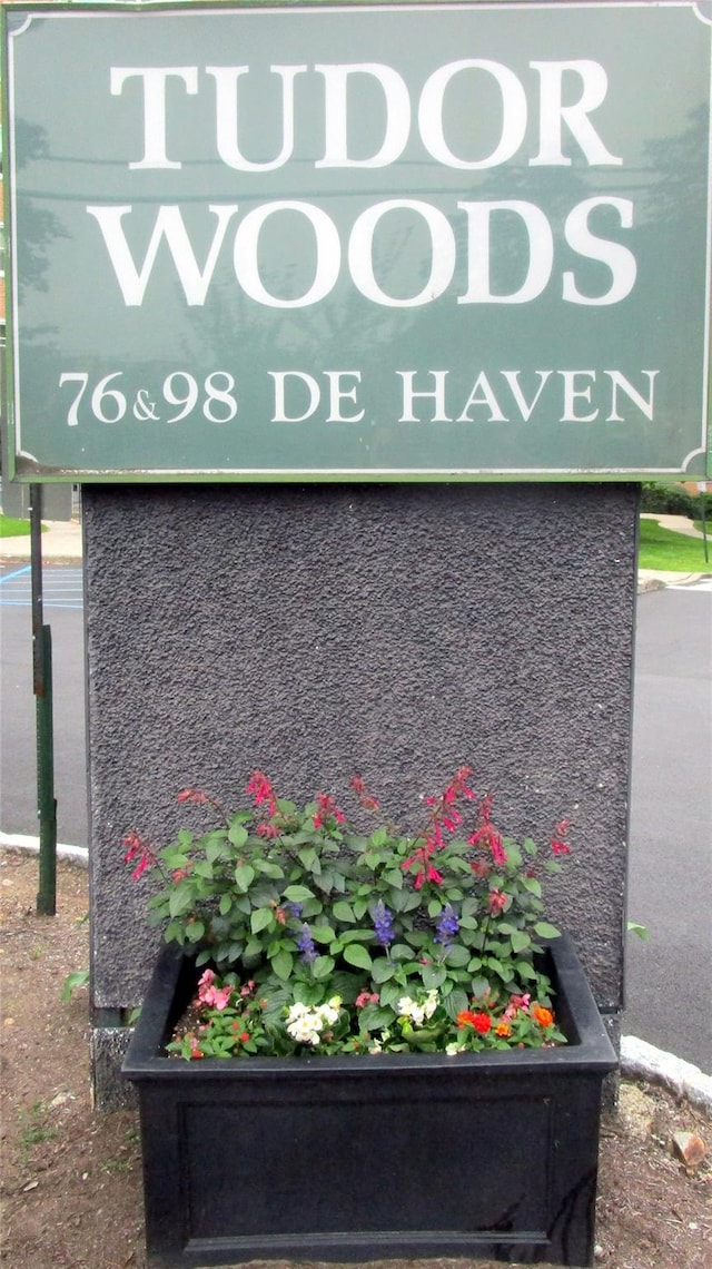 76 Dehaven Dr Unit 6B, Yonkers, NY 10703 - exterior view