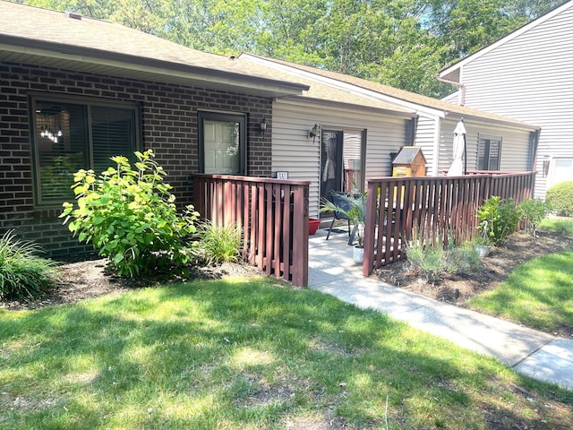 892 Skyline Dr Unit 892, Coram, NY 11727 - view of grassy yard