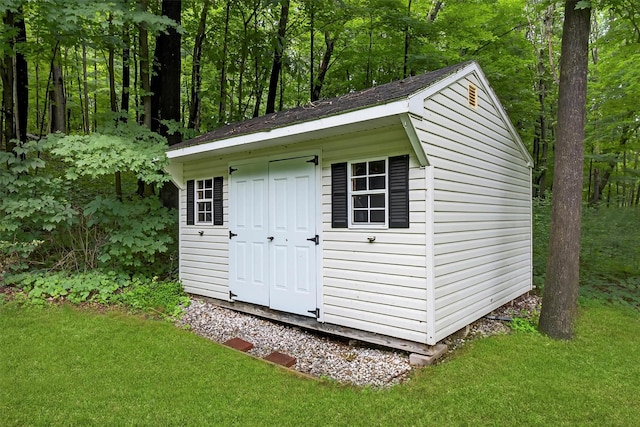 114 Bushwick Rd, Poughkeepsie, NY 12603 - view of shed with a wooded view