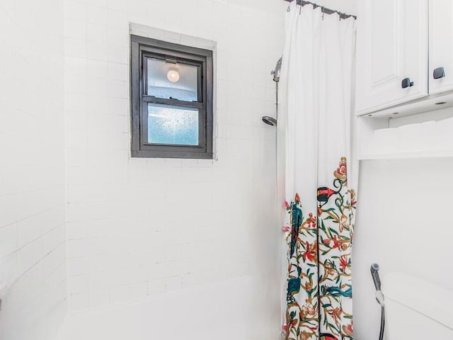 505 Central Ave Unit 618, White Plains, NY 10606 - bathroom with toilet and shower / tub combo with curtain