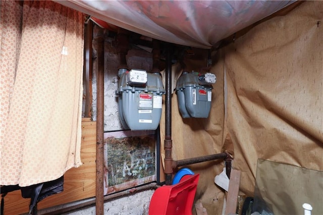 4215 Bedford Ave, Brooklyn, NY 11229 - utilities featuring gas meter