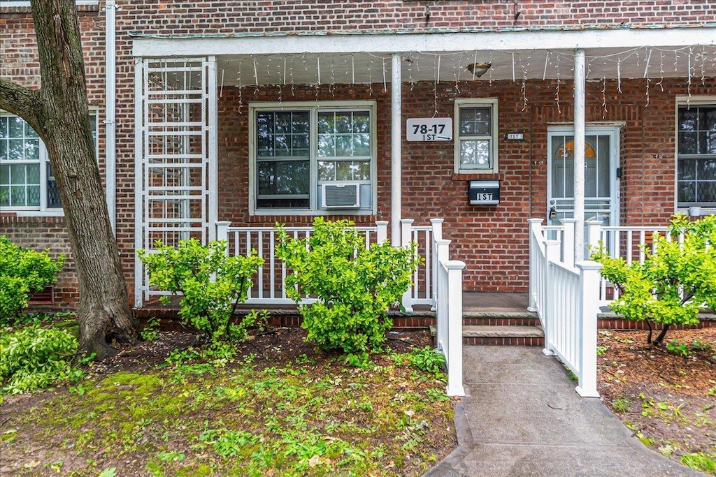 7817 Park Dr E Unit 1St, Kew Garden Hills, NY 11367 - photo 1