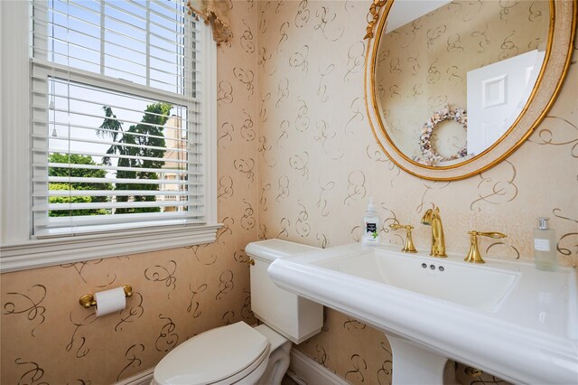 38 Pembroke Dr, Glen Cove, NY 11542 - photo 8