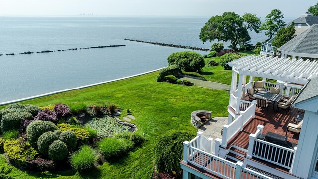 38 Pembroke Dr, Glen Cove, NY 11542 - photo 48