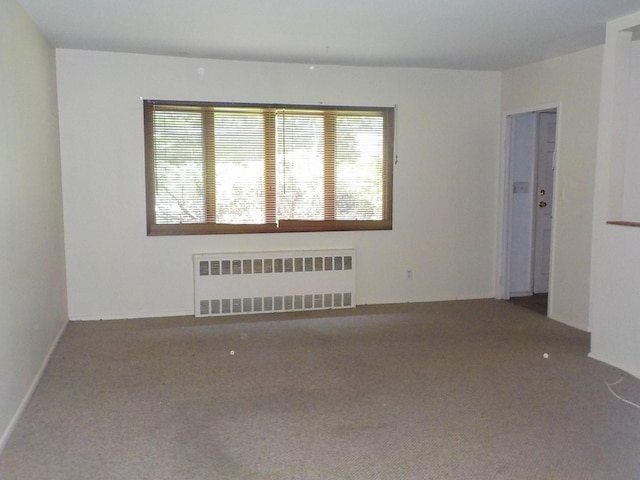 585 Elwood Rd, East Northport, NY 11731 - photo 3