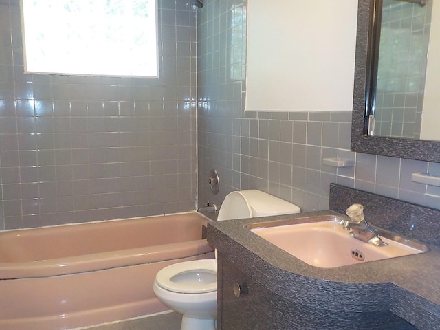 585 Elwood Rd, East Northport, NY 11731 - photo 7