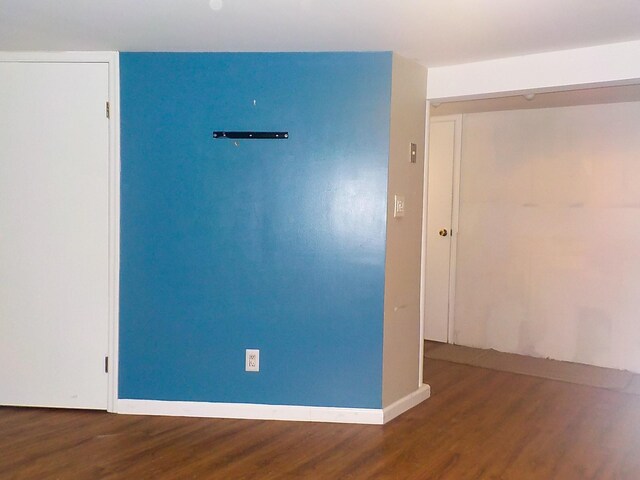 585 Elwood Rd, East Northport, NY 11731 - photo 17