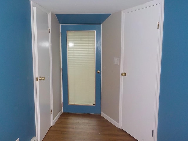 585 Elwood Rd, East Northport, NY 11731 - photo 18