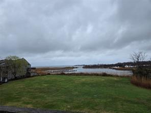 56 Pameeches Path, East Moriches, NY 11940 - view of yard