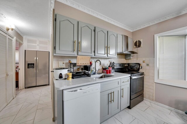 95 Lantern Rd, Hicksville, NY 11801 - photo 5